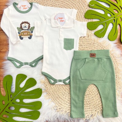 CONJ. DE MALHA 3 PEÇAS - Leãozinho com Jeep - Verde e Off White